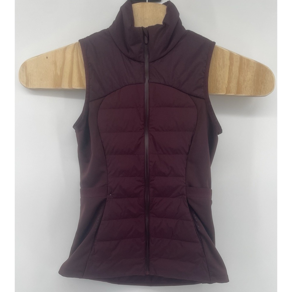 Lululemon Down For It All Vest Women 4 Burgundy Quilted Puffer Running Jacket